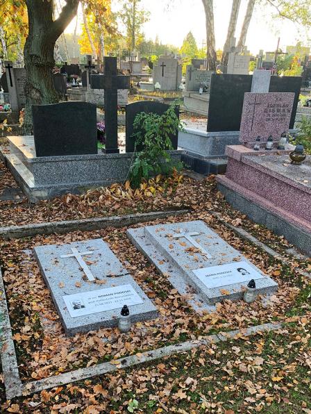 Grób prof. R. Podoskiego i jego żony w Zielonce/fot. Marek Moczulski